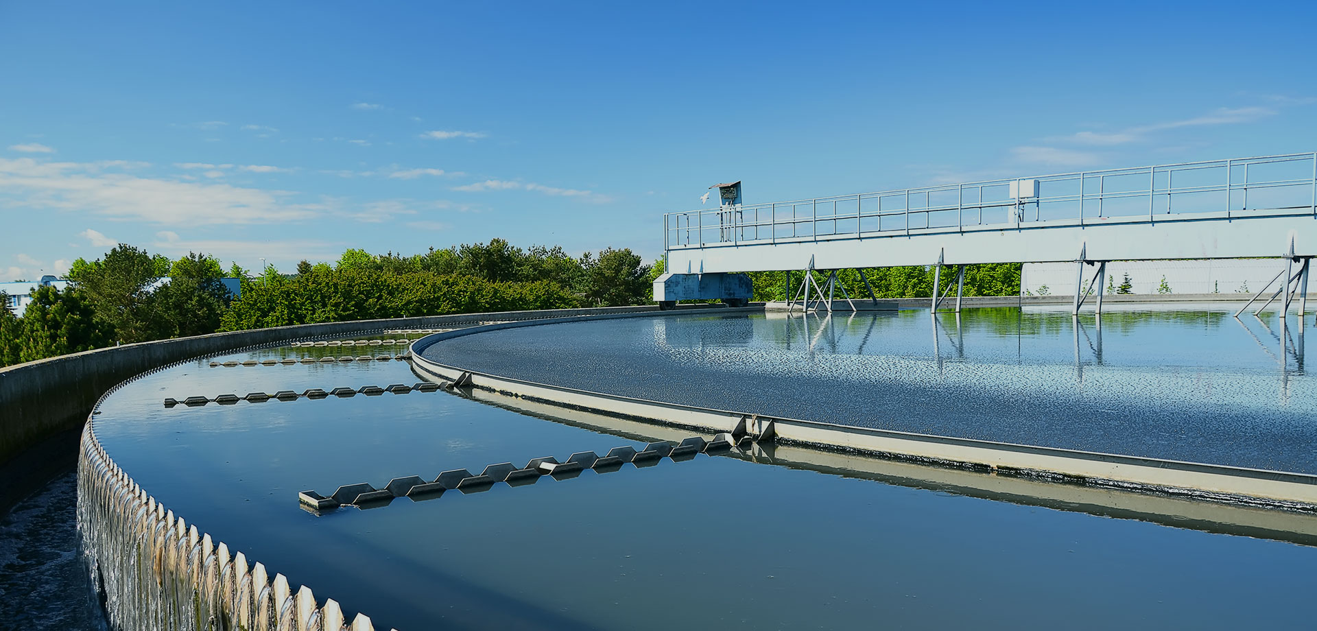 汚(wu)水處(chu)理